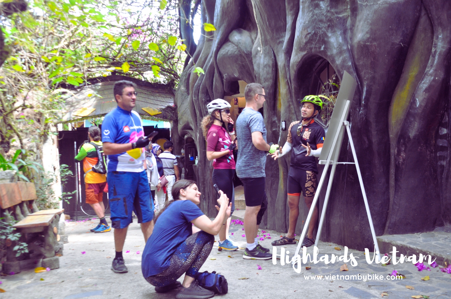 Vietnam Bicycle Tours: Saigon - Mekong Delta - Hoi An - Hue - Hanoi