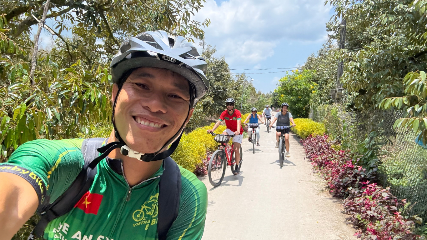 Fantastic Mekong Delta Cycling Tour 5 Days Photo 1