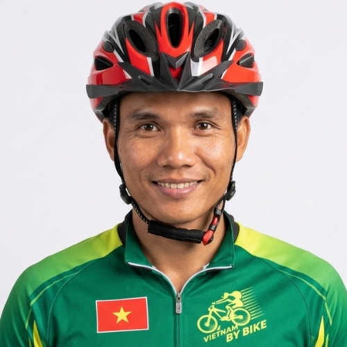 Thach Thi (Max) - Biking Guide and Executive